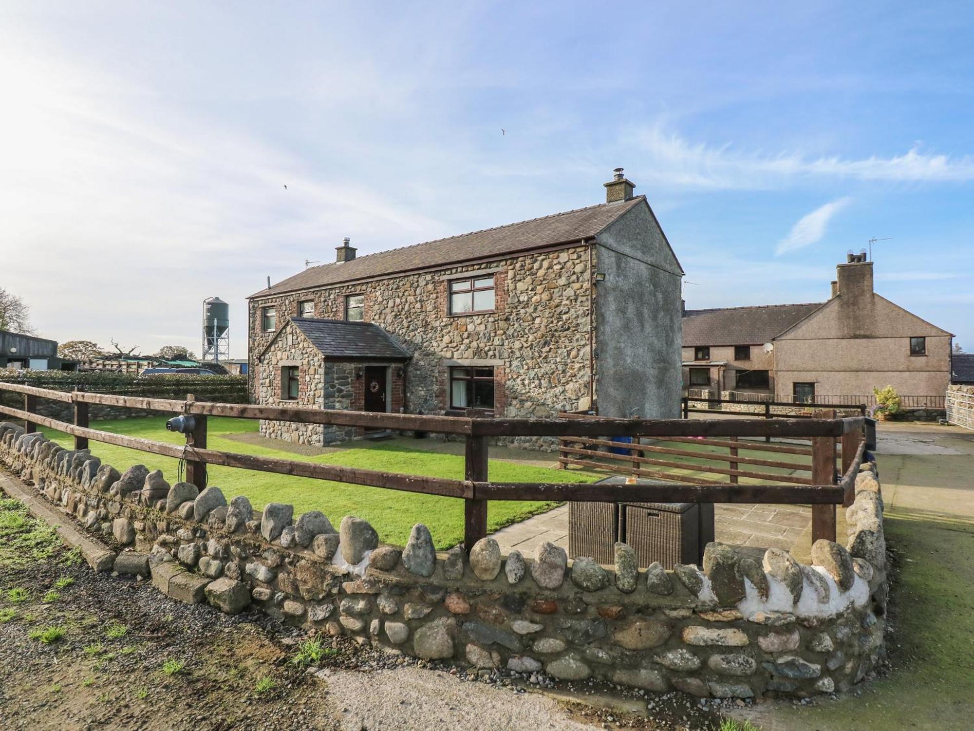 Yr Hen Stabl Caernarfon Exterior foto